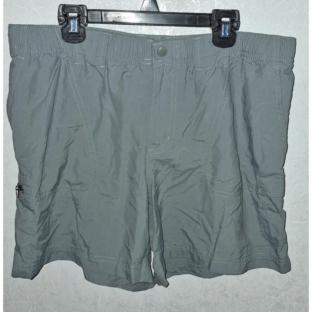 Women's Columbia Sportswear Nylon Cargo Shorts Size Medium